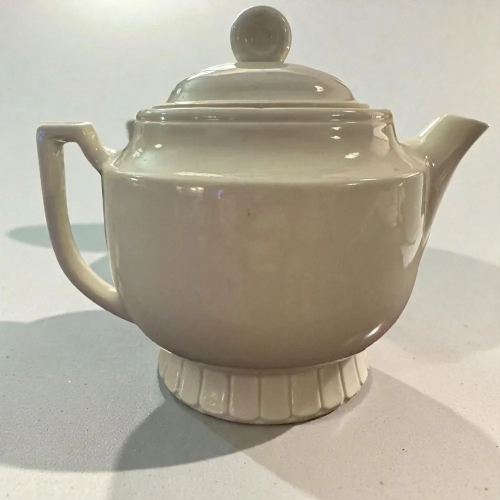 Vintage Porcilier Colonial Cabin Teapot
